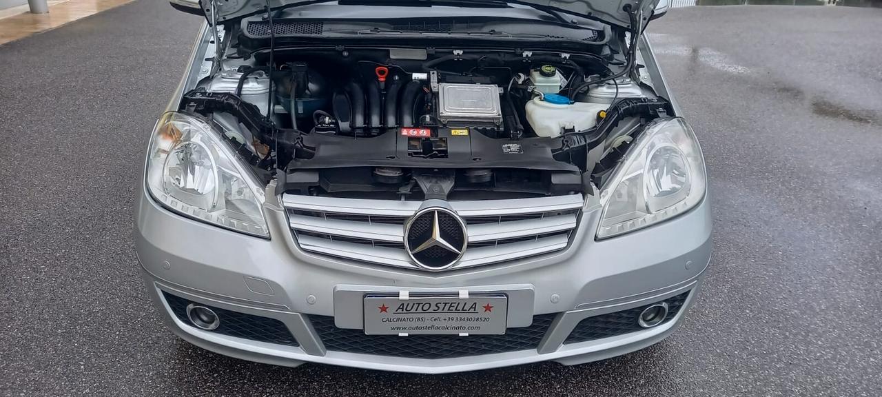 Mercedes-Benz Classe A 160 All. Avantgarde Benzina cc. 1.5 CV. 95 Automatica 5 Porte 5 Posti Euro 5 Utilizzabile anche per i Neopatentati.