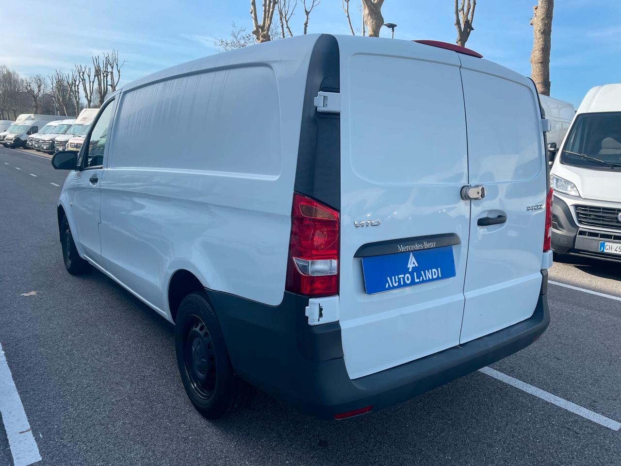 MERCEDES Vito 114 cdi compact fwd my19