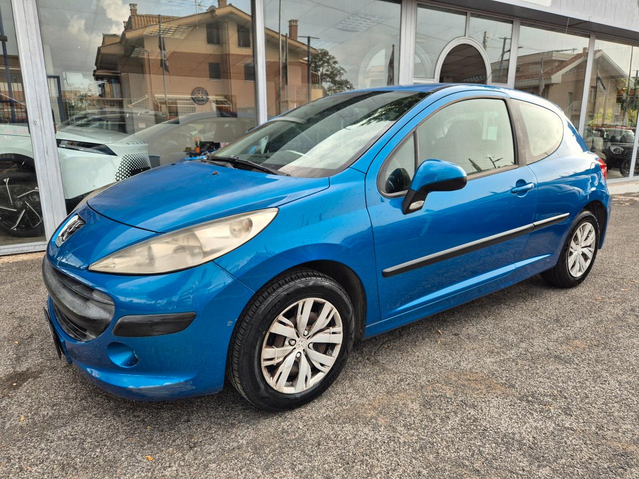 Peugeot 207 1.4 HDi 70CV 3p. ONE Line