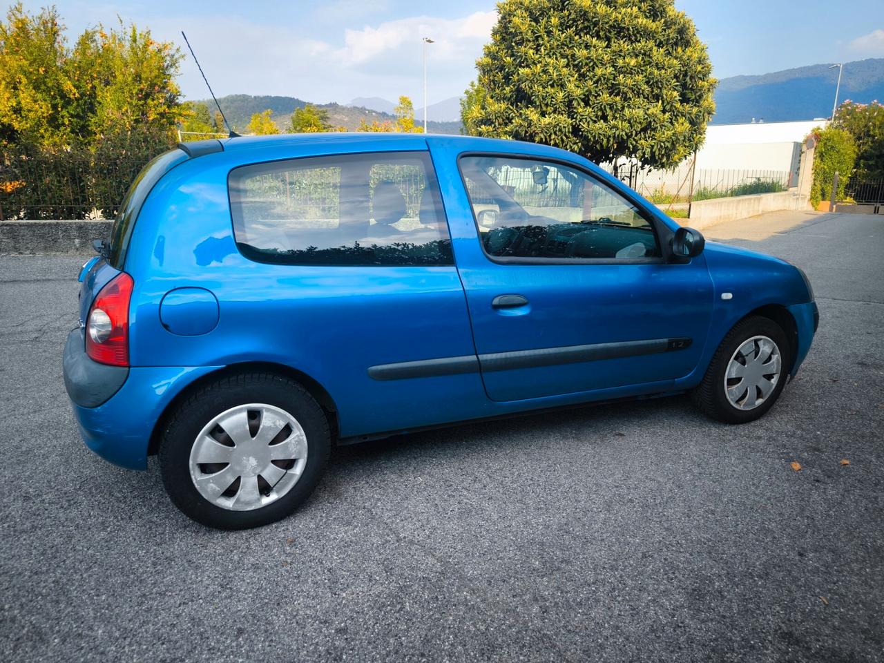 RENAULT CLIO 1,2 BENZINA- OK NEOPATENTATI