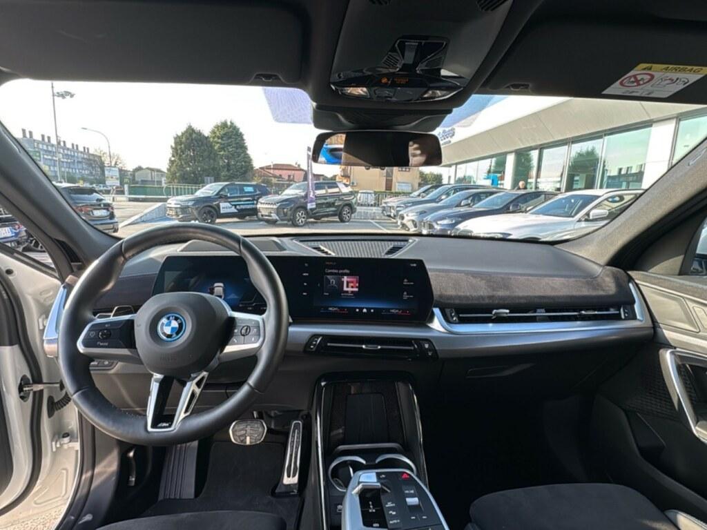 BMW iX2 20 MSport Pro eDrive