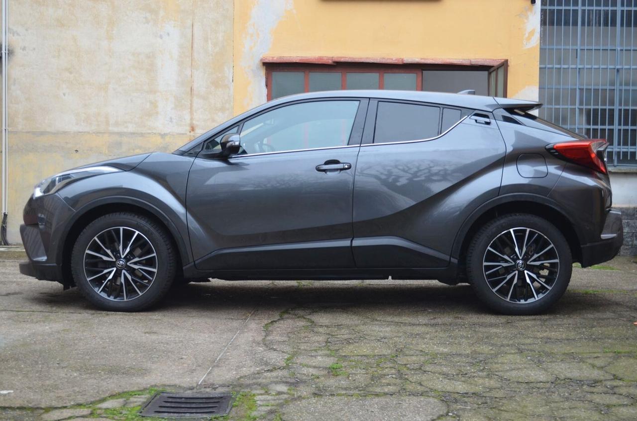 Toyota C-HR 1.8 Hybrid E-CVT Trend