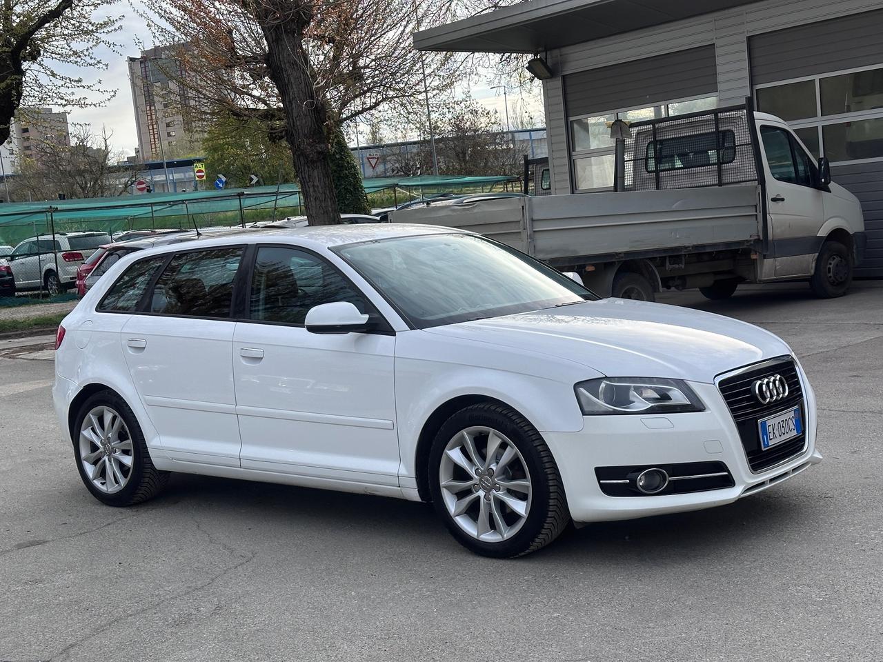 Audi A3 SPB. 2.0 TDI F.AP. S tronic solo 140 mila km