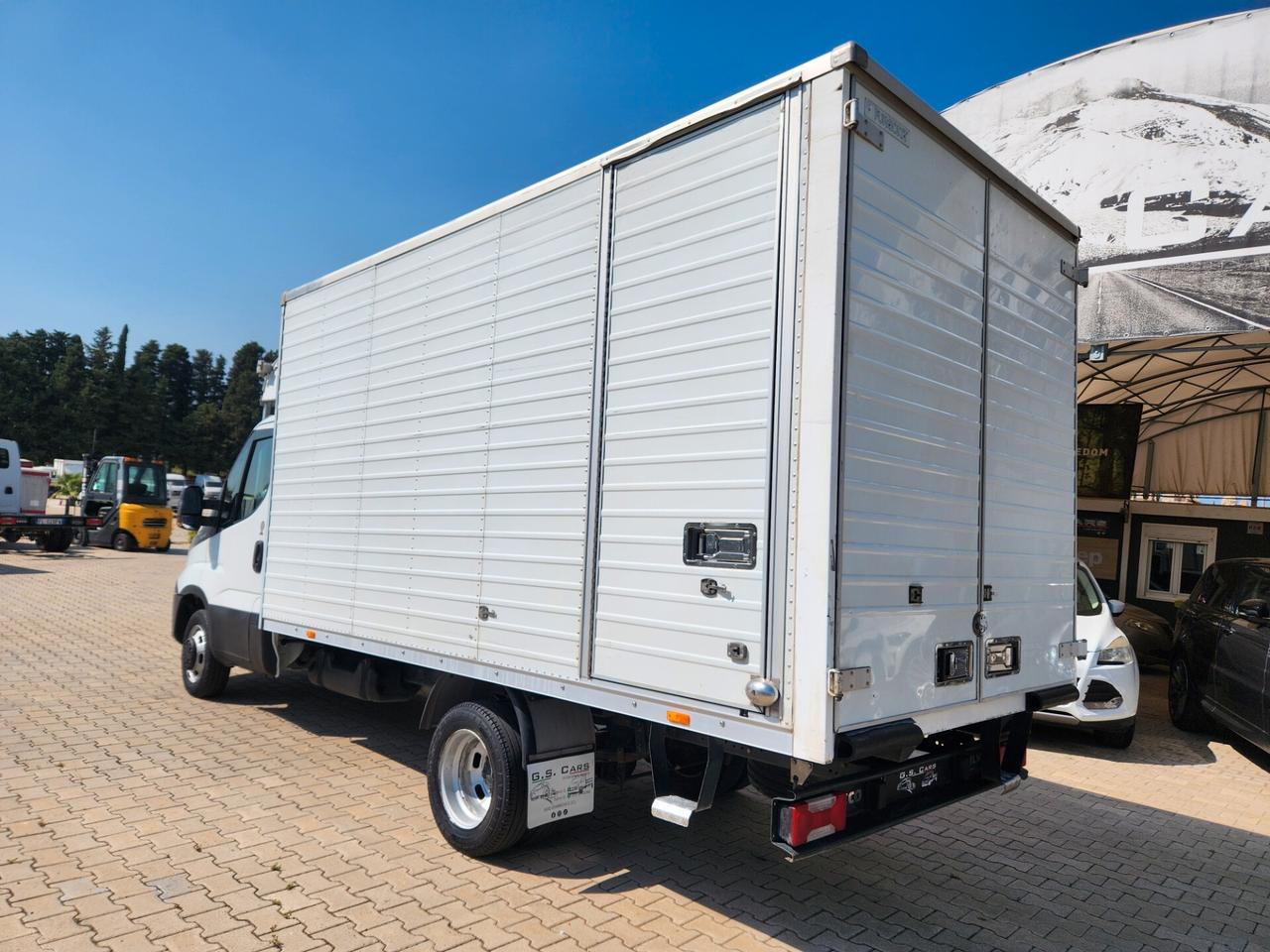 VASTO ASSORTIMENTO IVECO DAILY 35C15