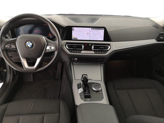 BMW 320 d xDrive Touring Luxury