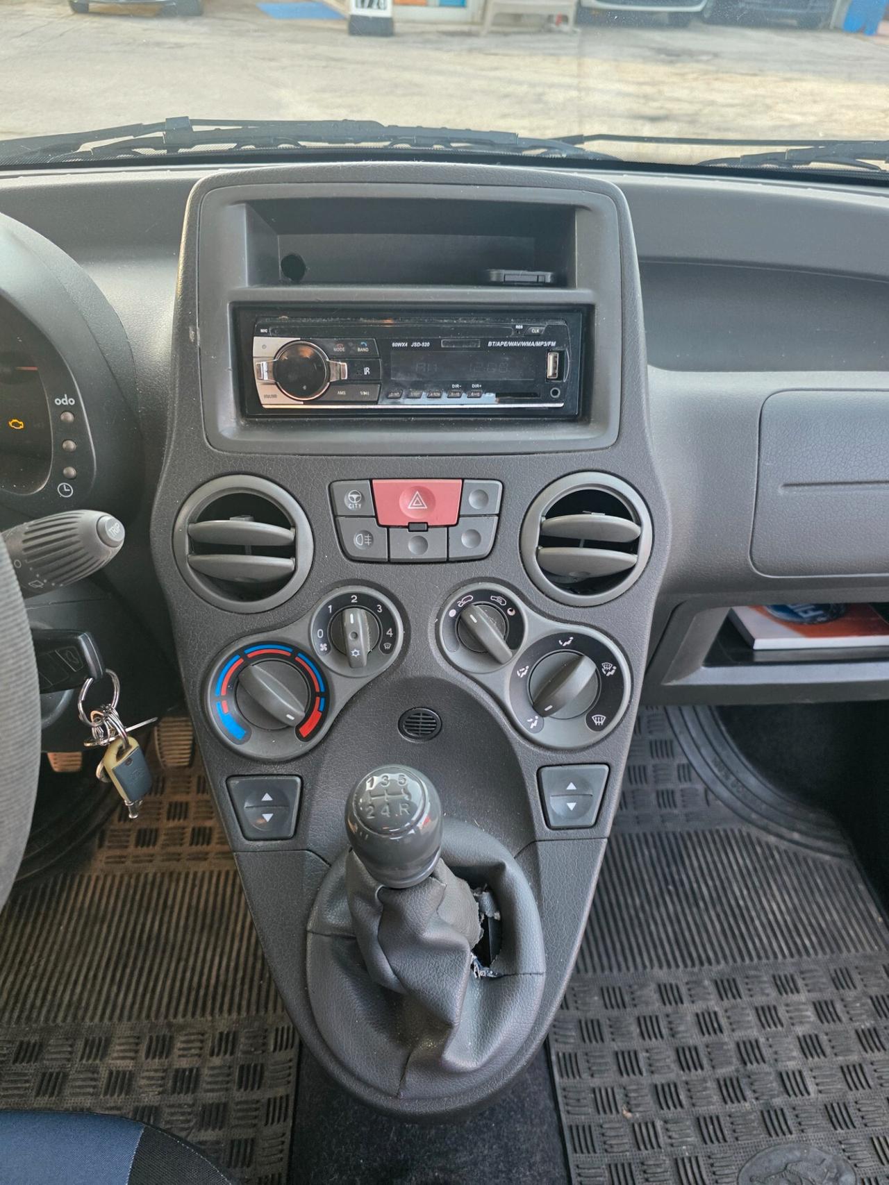 Fiat Panda 1.3 MJT 16V Emotion con 211.000km