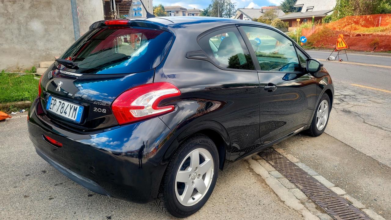 Peugeot 208 1.2 VTi 82 CV 3 porte Allure