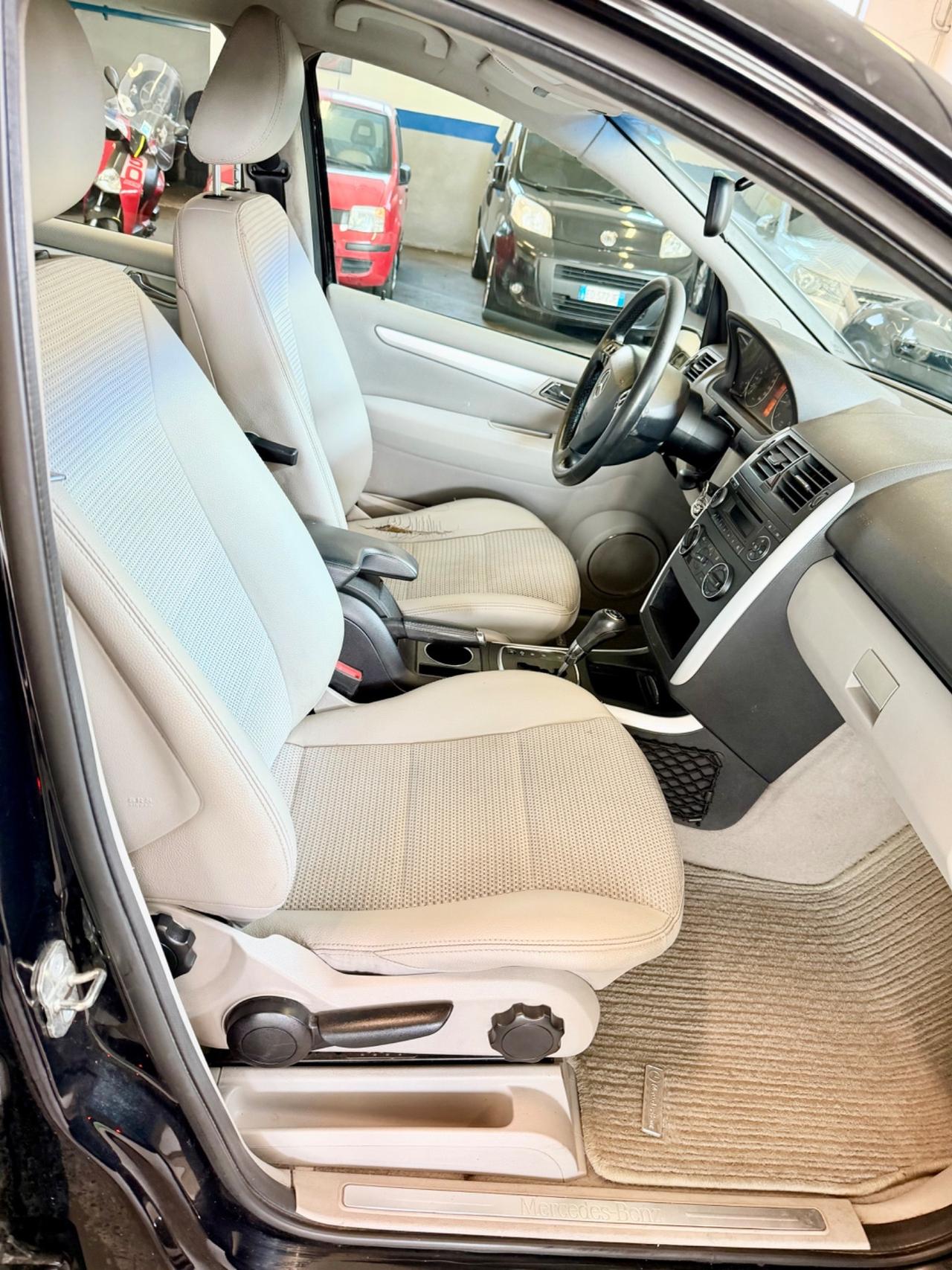 Mercedes-benz A 180 d Automatic AMG Line Advanced Plus