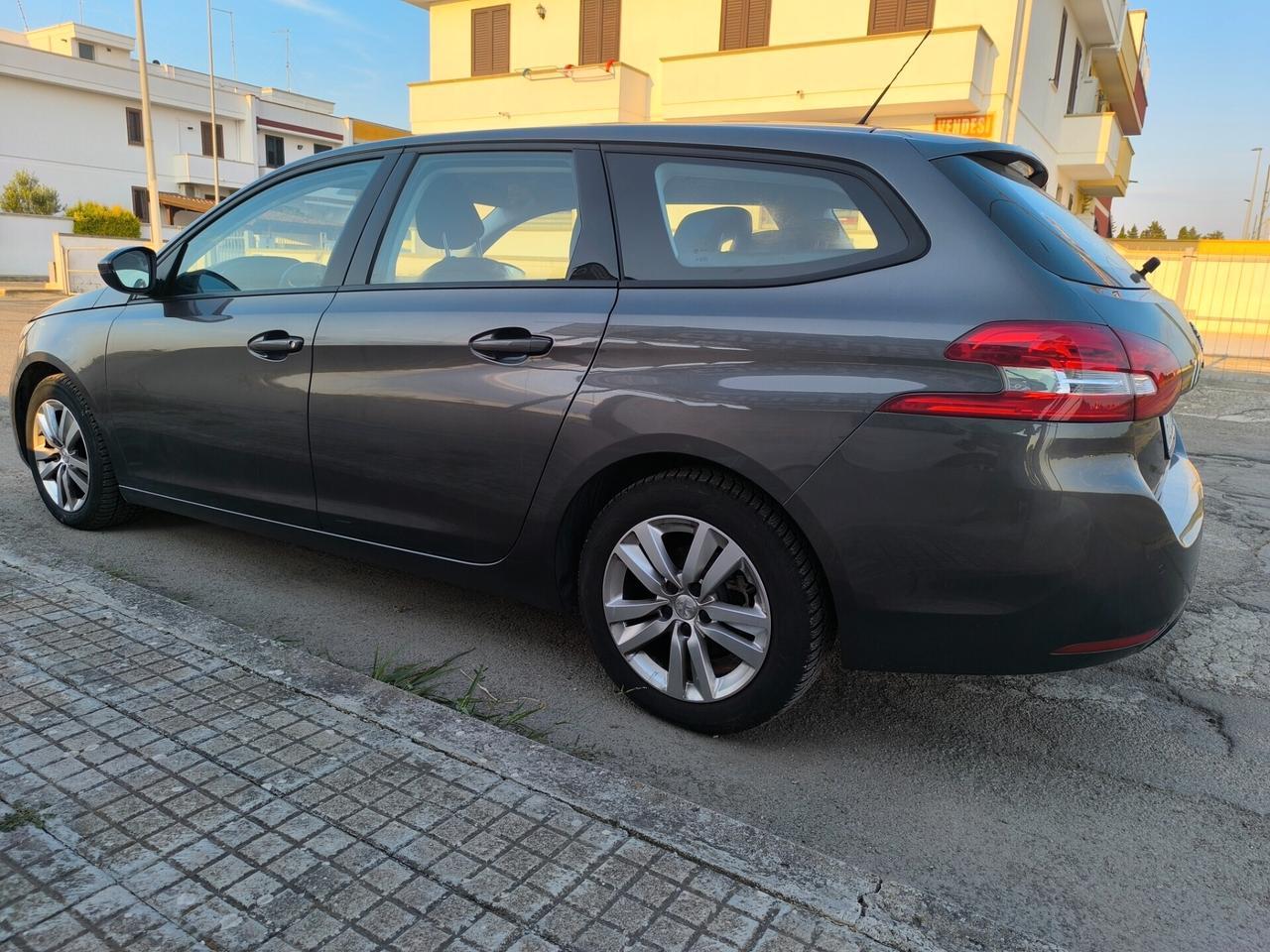 PEUGEOT 308 SW 1.5 HDI 130cv ALLURE 11/2019 1PROPIETARIO NAV/LED/SENS.ANT/POST