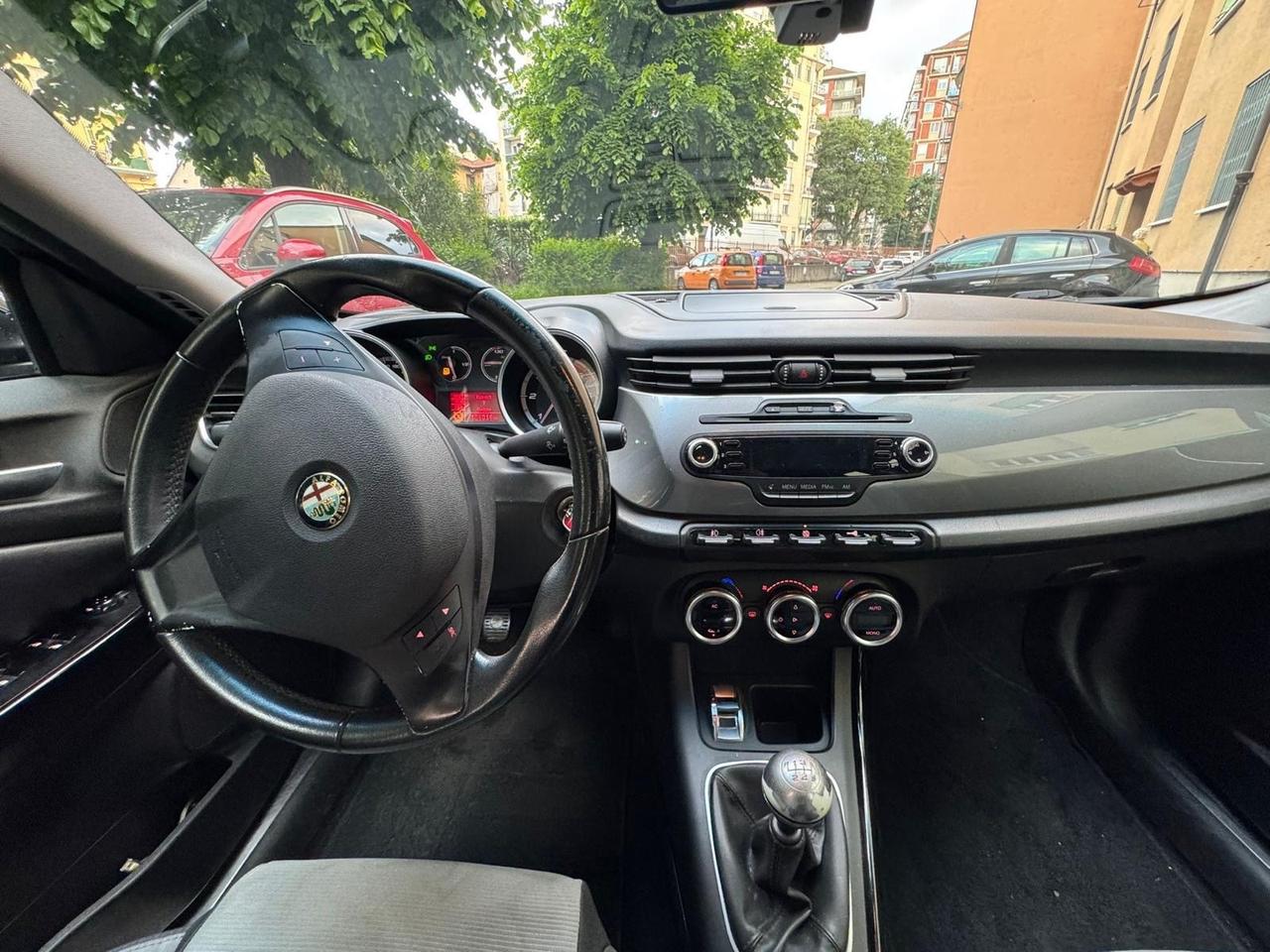 Alfa Romeo Giulietta 1.6cc-105cc(Su appuntamento)