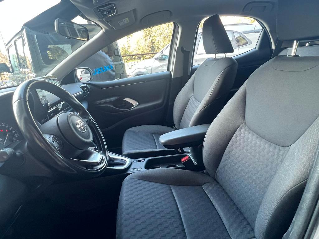 Toyota Yaris 1.5h Business