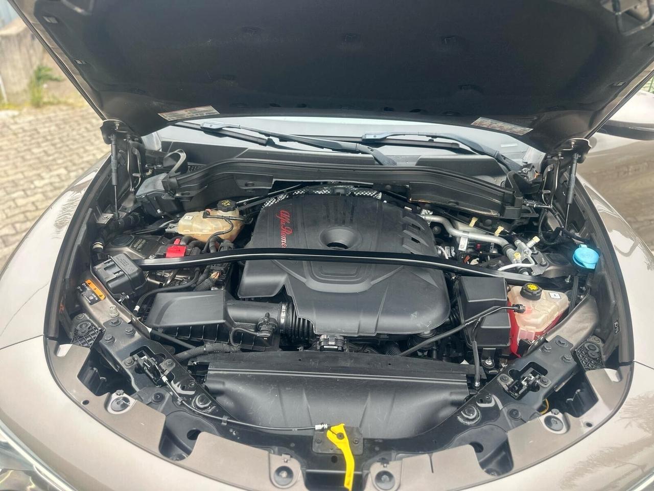 Alfa Romeo Stelvio 2.2 Turbodiesel 210 CV AT8 Q4 Executive