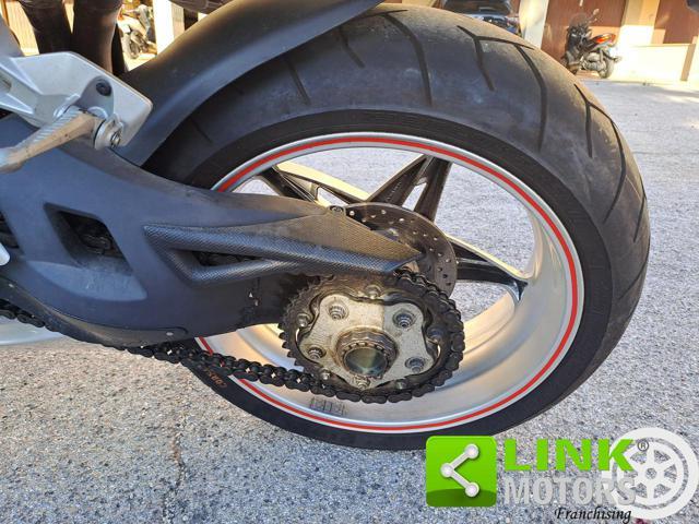 MV AGUSTA F4 1000 .