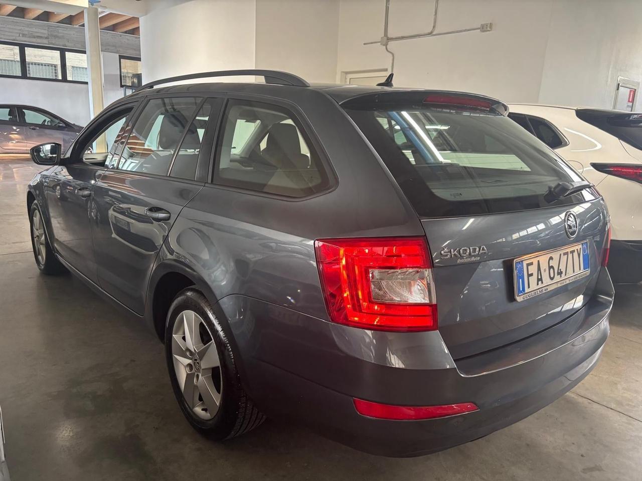 Skoda Octavia 1.6 TDI DSG AUTOMATIC SW