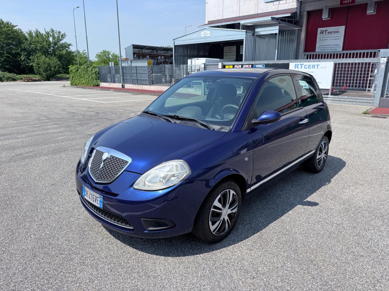 Lancia Ypsilon 1.2 MODA MILANO