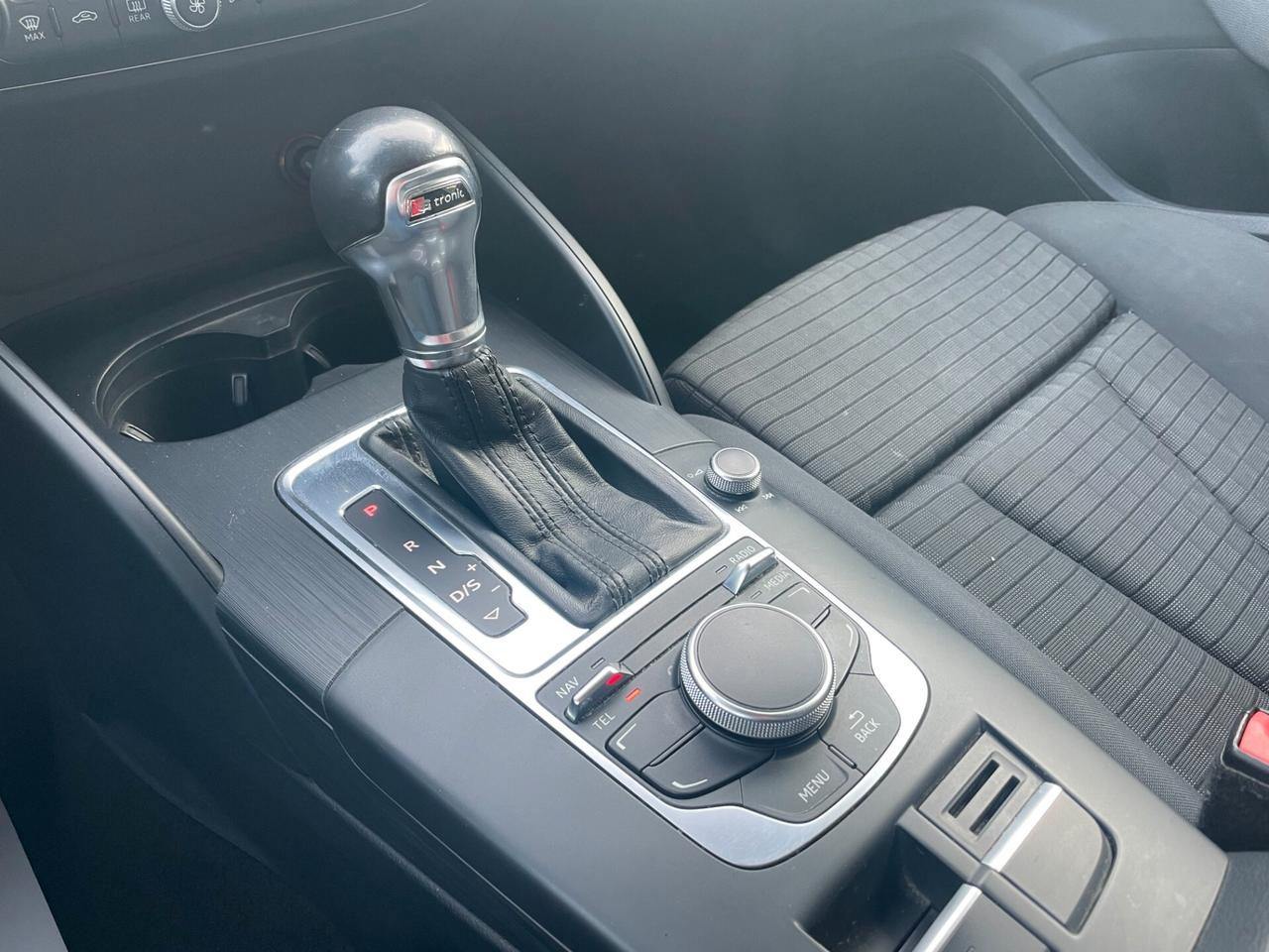 Audi A3 SPB 1.6 TDI clean diesel S tronic Ambition