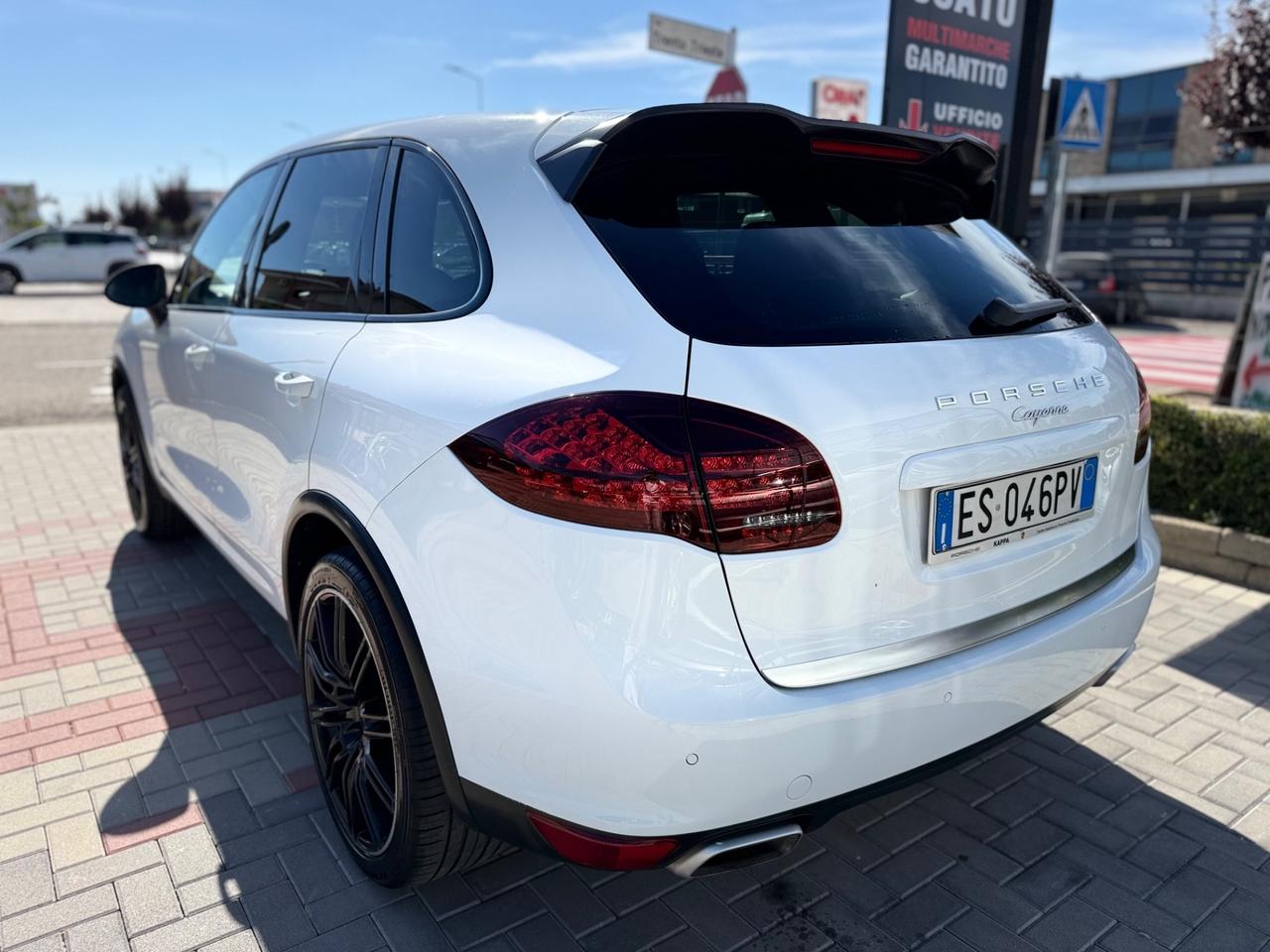 Porsche Cayenne 3.0 Diesel 245CV SOSPES.PNEUMATICHE