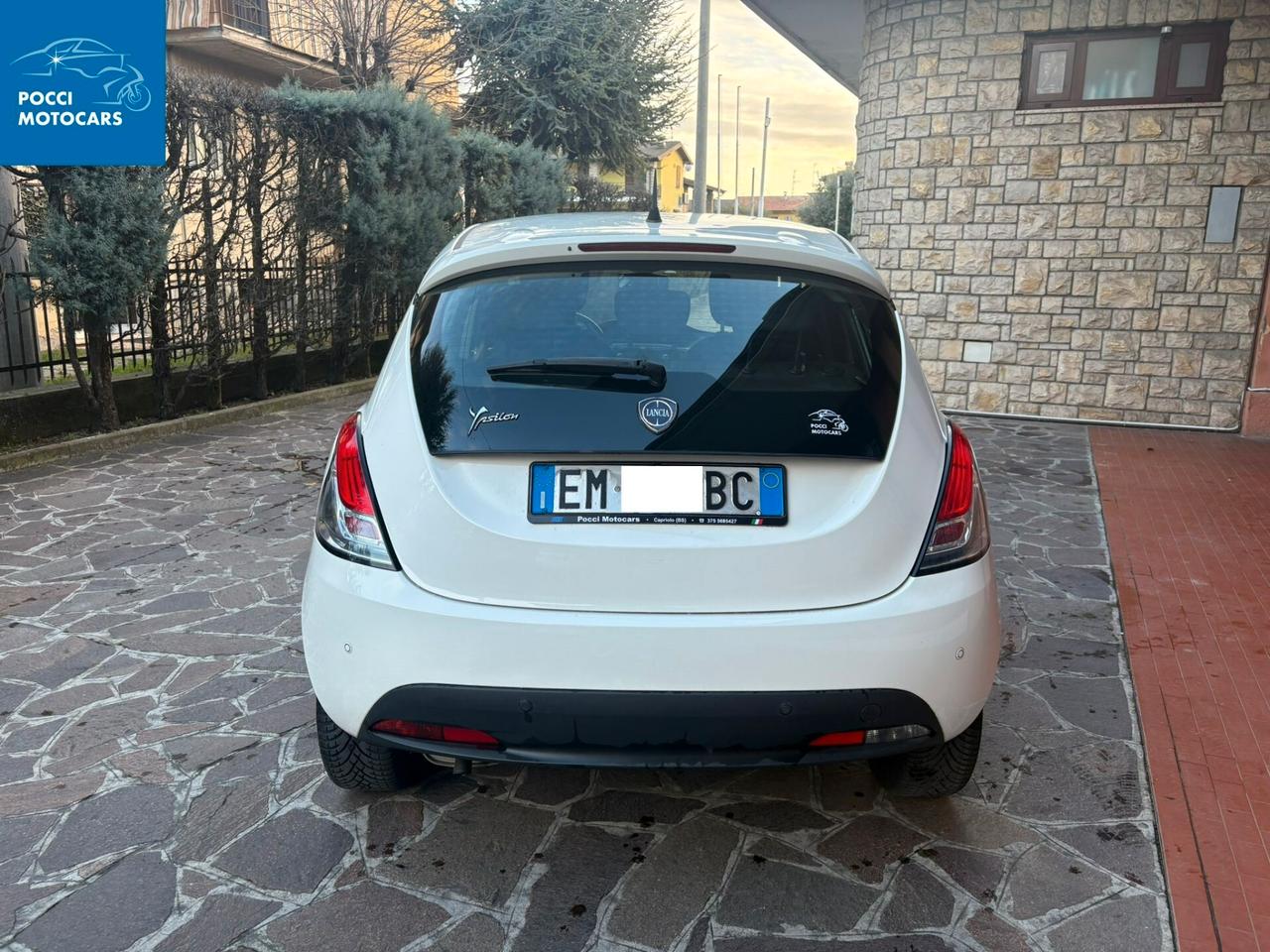 Lancia Ypsilon 1.2 69 CV 5 porte S&S Silver