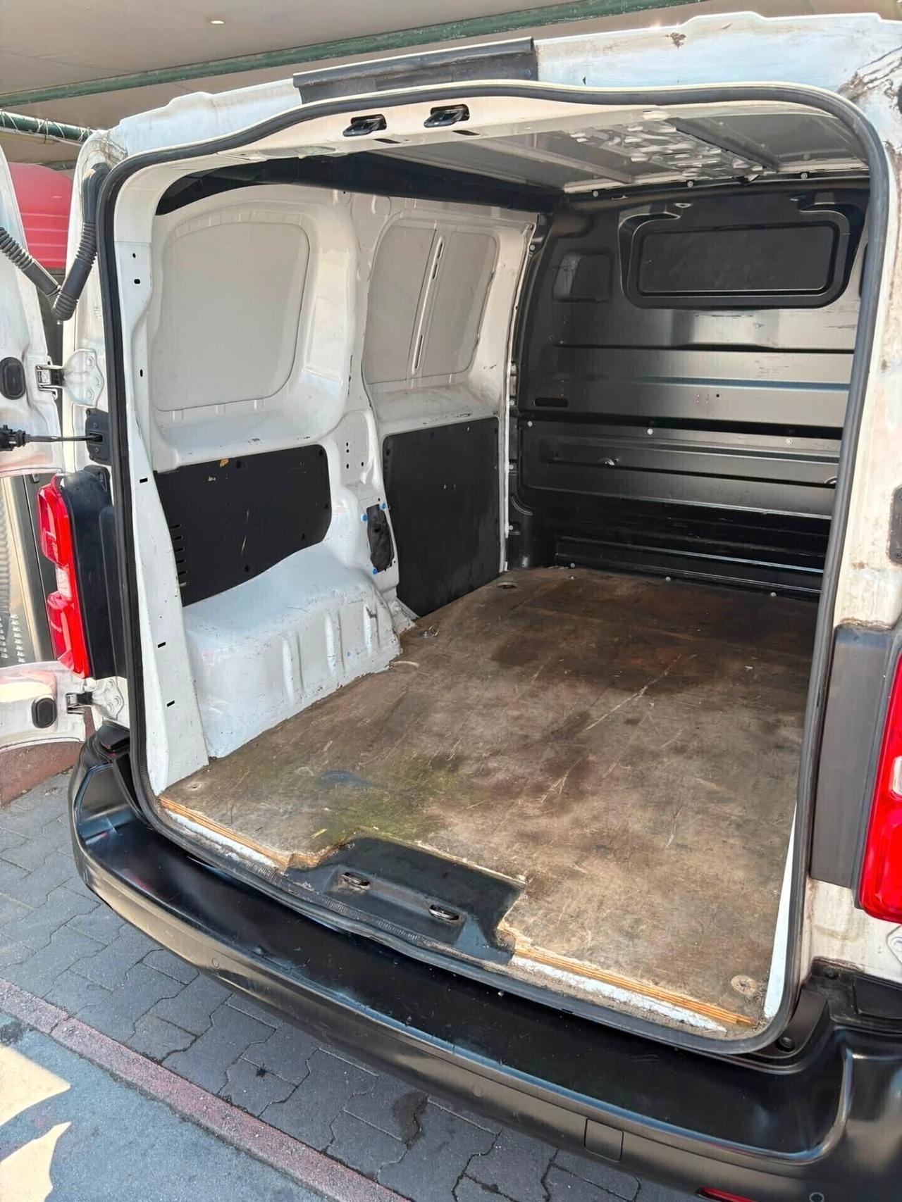 Fiat Scudo 1.5cc 120 CV navi + camera