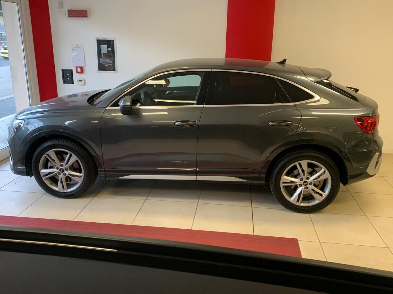 AUDI Q3 SPB 40 TDI QUATTO S-TRONIC S-LINE EDITION