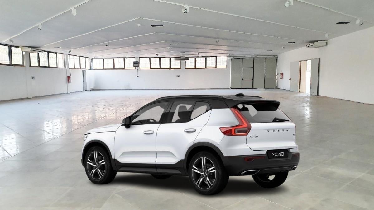 VOLVO Xc40 T4 Recharge Plug-In Hybrid R-Design
