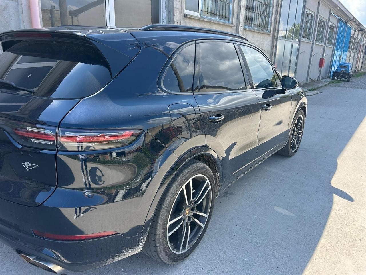 Porsche Cayenne 4.0 V8 Turbo