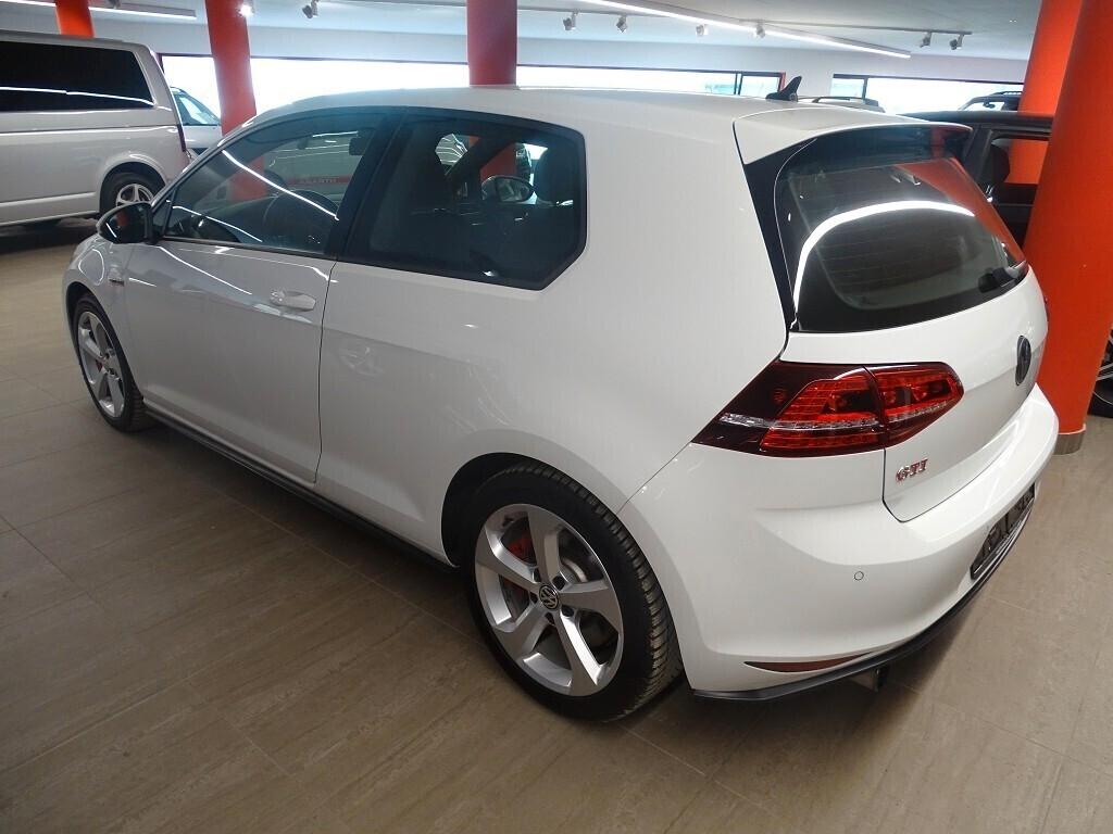 VW Golf VII GTI 2.0 TSI Performance 230 CV Euro 6