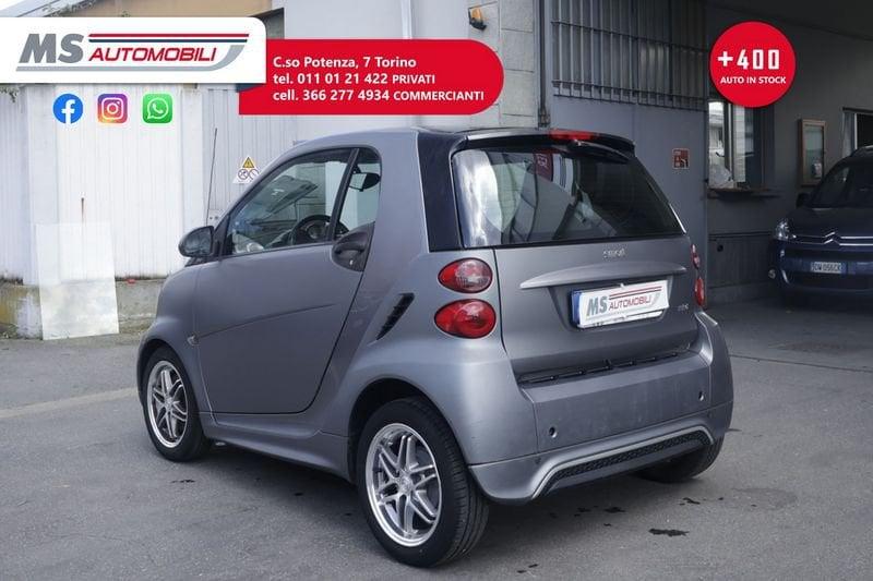 smart fortwo smart fortwo 1000 52 kW MHD cabrio Urbanrunner 52KW ANNO 2014