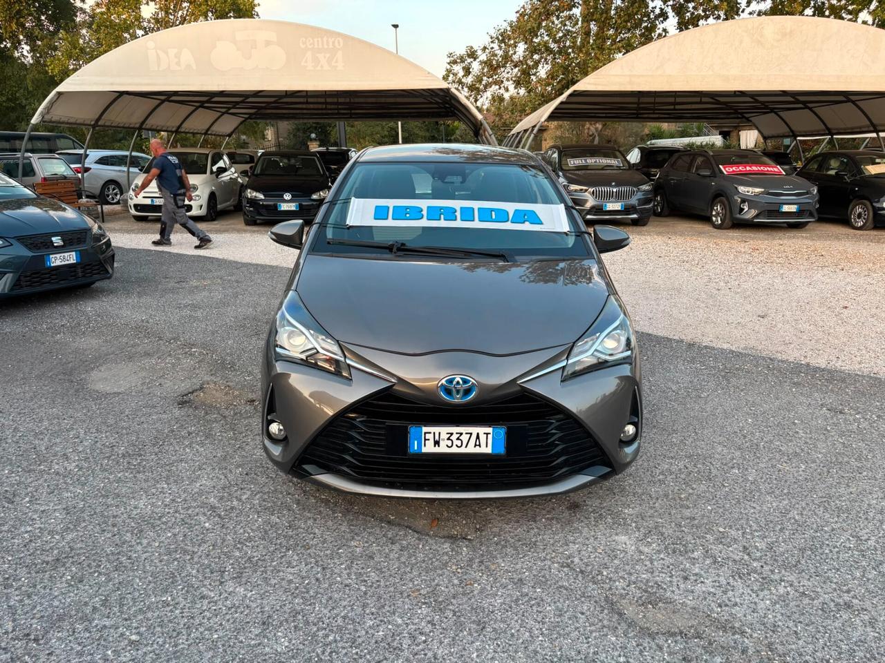 Toyota Yaris 1.5 Hybrid 5 porte Business