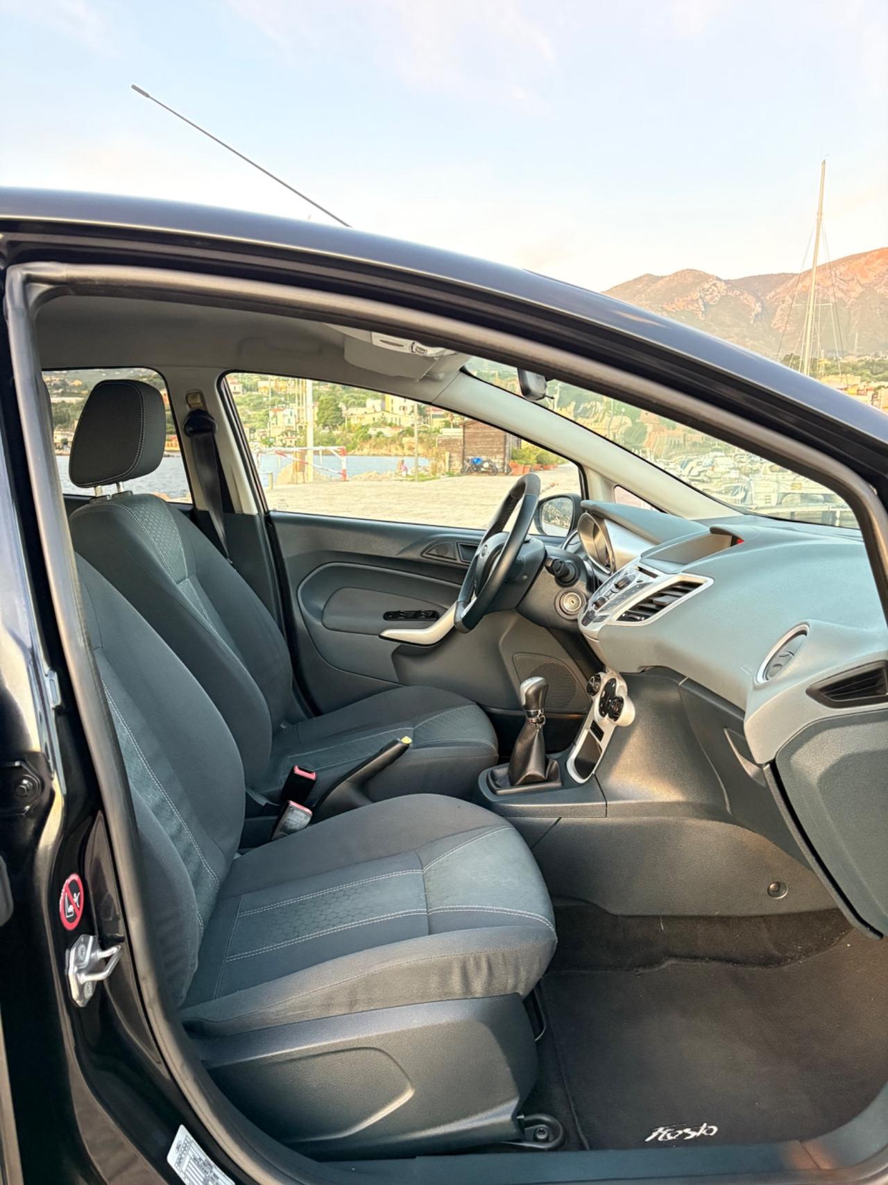 Ford Fiesta 1.4 TDCi 5p. Titanium