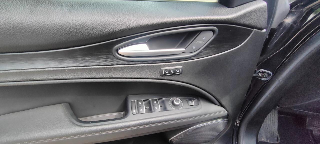 Alfa Romeo Stelvio 2.2 Turbodiesel 210 CV AT8 Q4 Executive