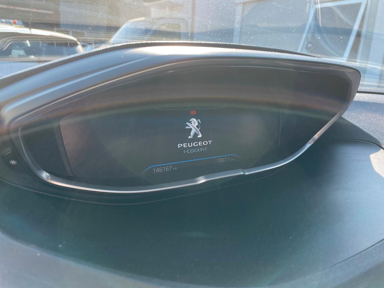 Peugeot 3008 BlueHDi 120 S&S Allure