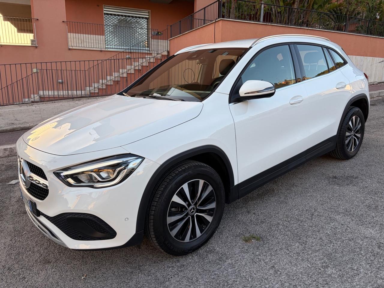 Mercedes-benz GLA 180 d Automatic Sport Plus unico