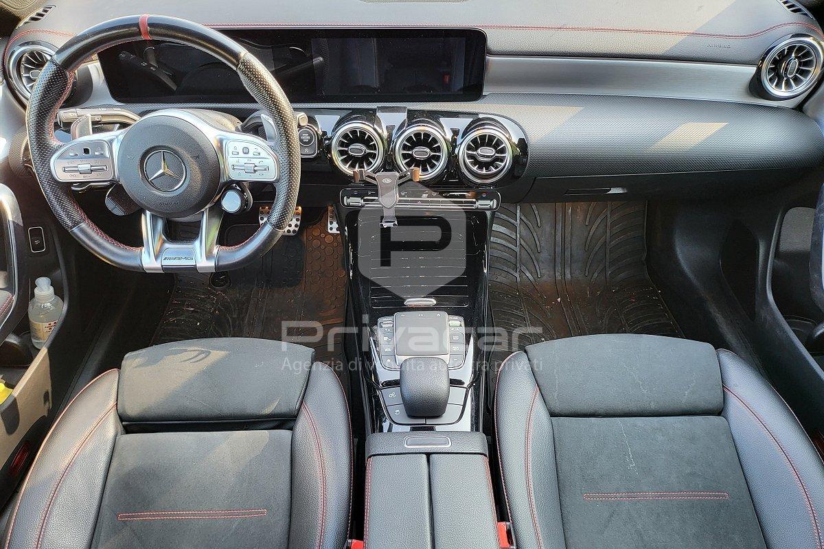 MERCEDES CLA 35 AMG 4Matic Shooting Brake