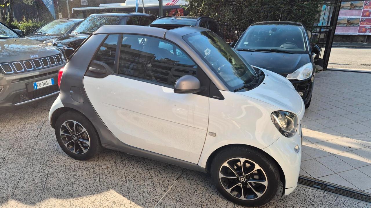 Smart ForTwo 70 1.0 cabrio Passion