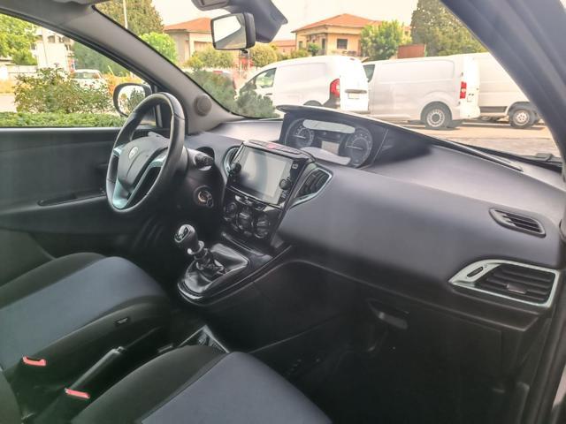 LANCIA Ypsilon 1.0 FireFly 5 porte S&S Hybrid Platino