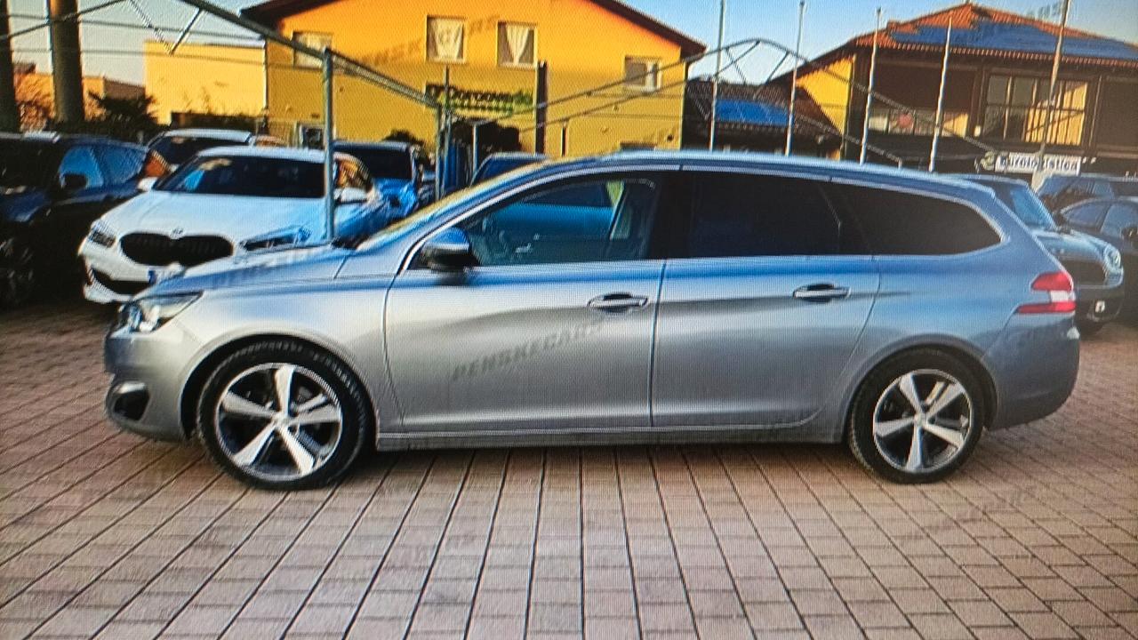 Peugeot 308 BlueHDi 120 S&S SW Allure