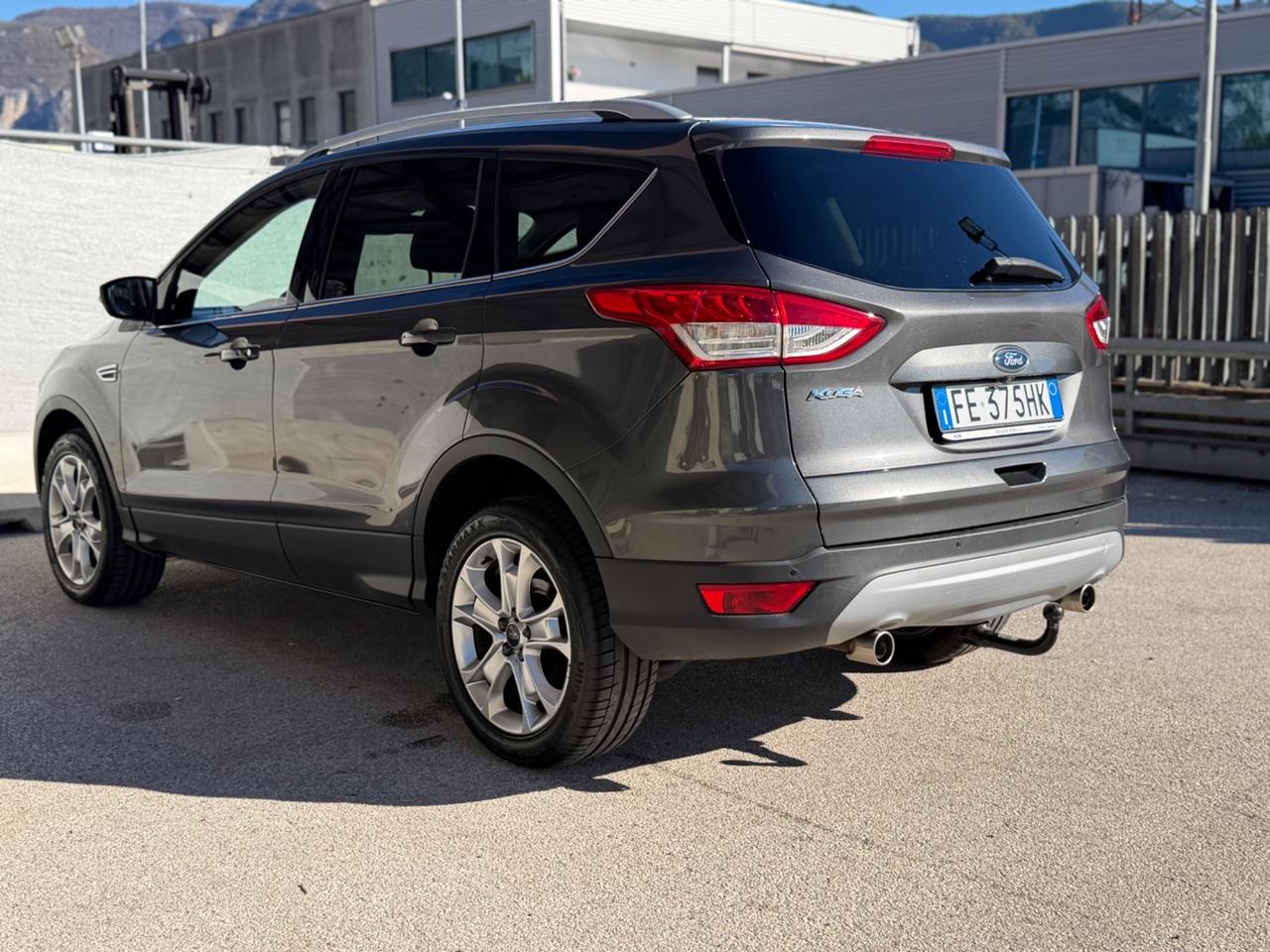 Ford Kuga 2.0 TDCI 150 CV S&S 4WD Titanium