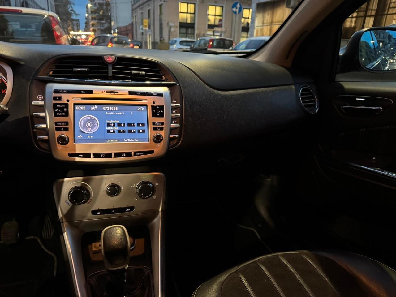 Lancia Delta 1.6 MJT DPF Platino