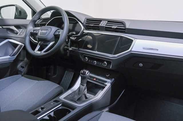 Audi Q3 SPB 45 TFSI e S tronic Business Plus