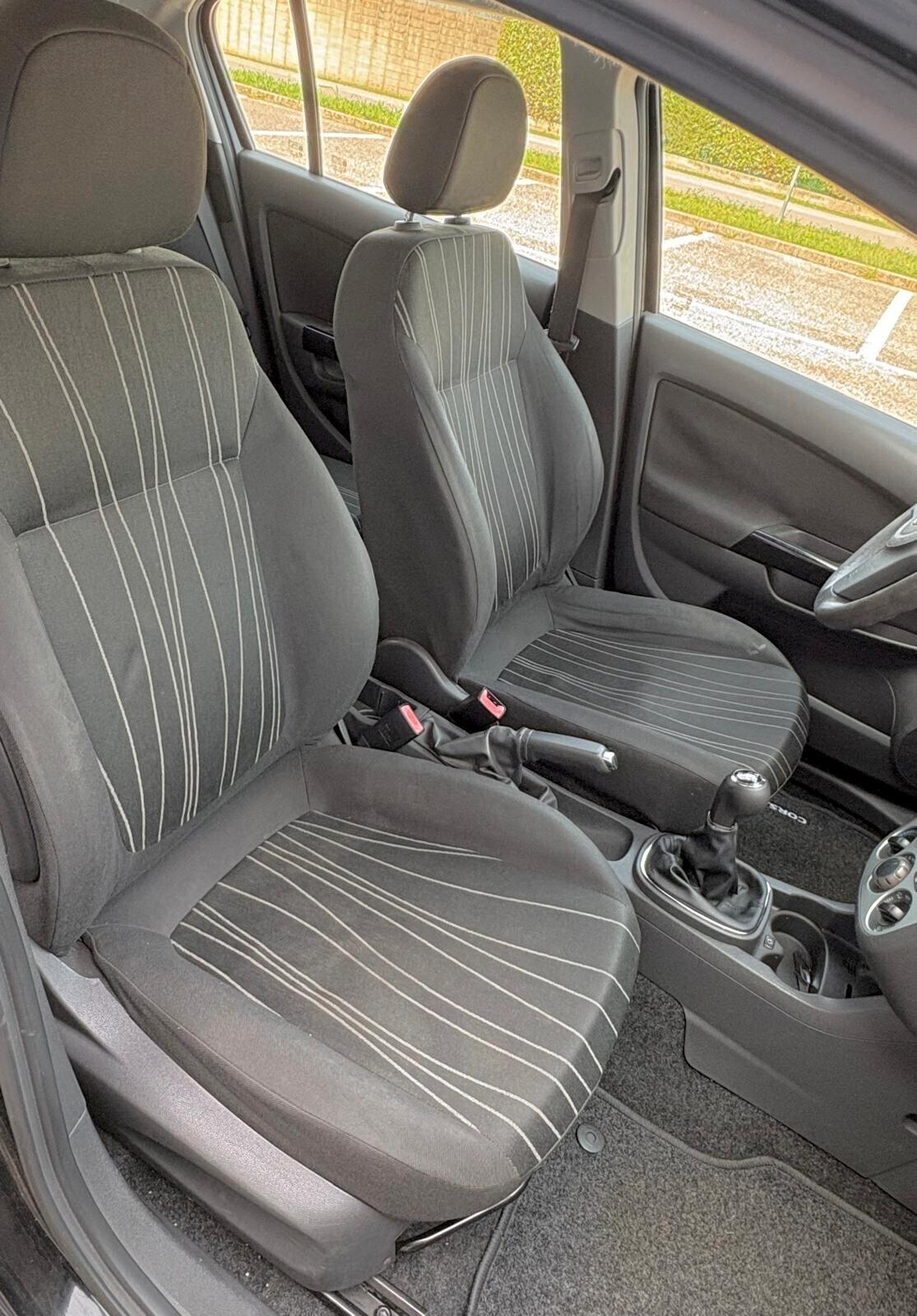 Opel Corsa 1.2 Benzina Neopatentati