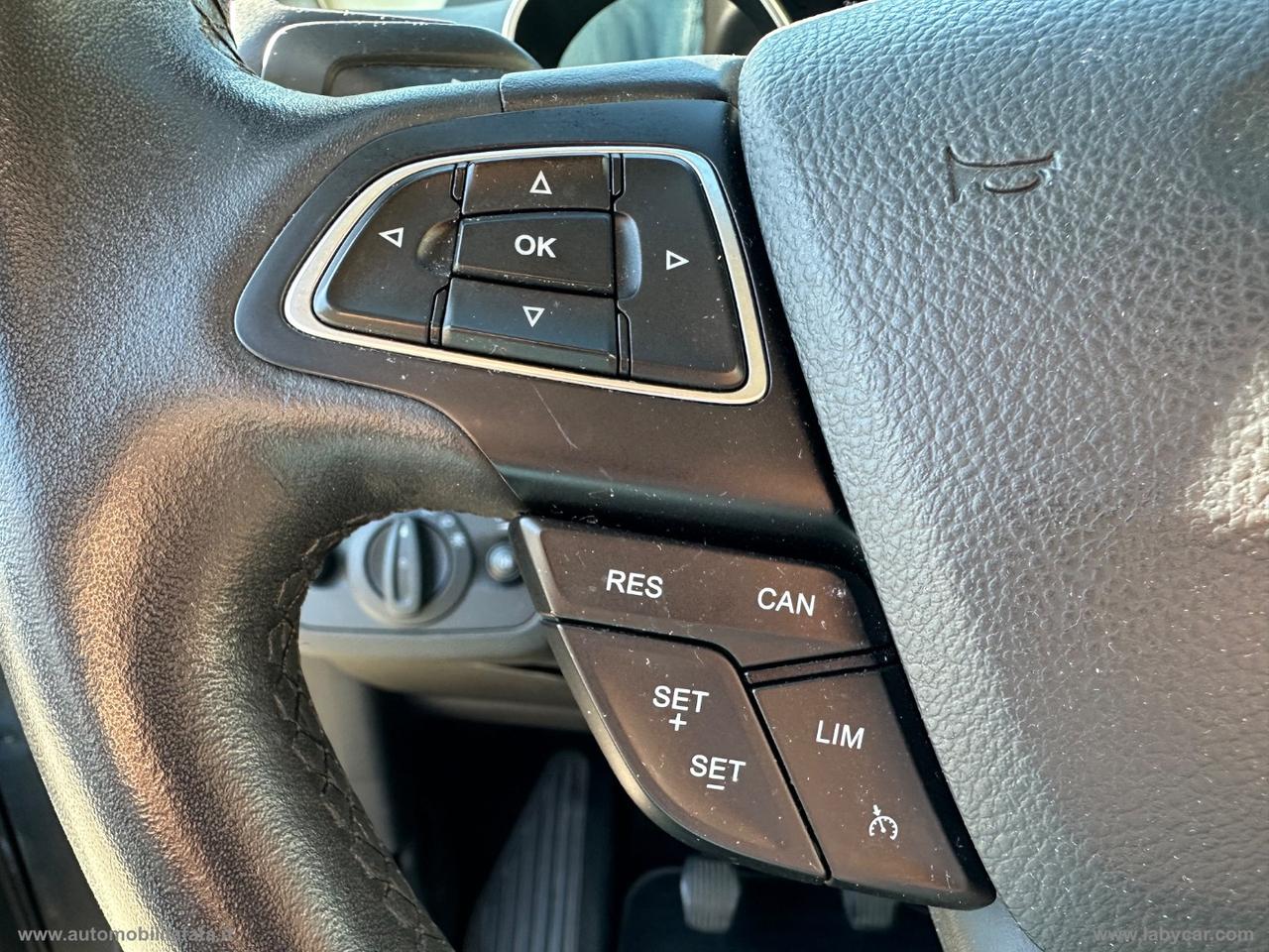 FORD Kuga 1.5 TDCI 120 CV S&S 2WD Titanium 1.5 DIESEL 120 CV