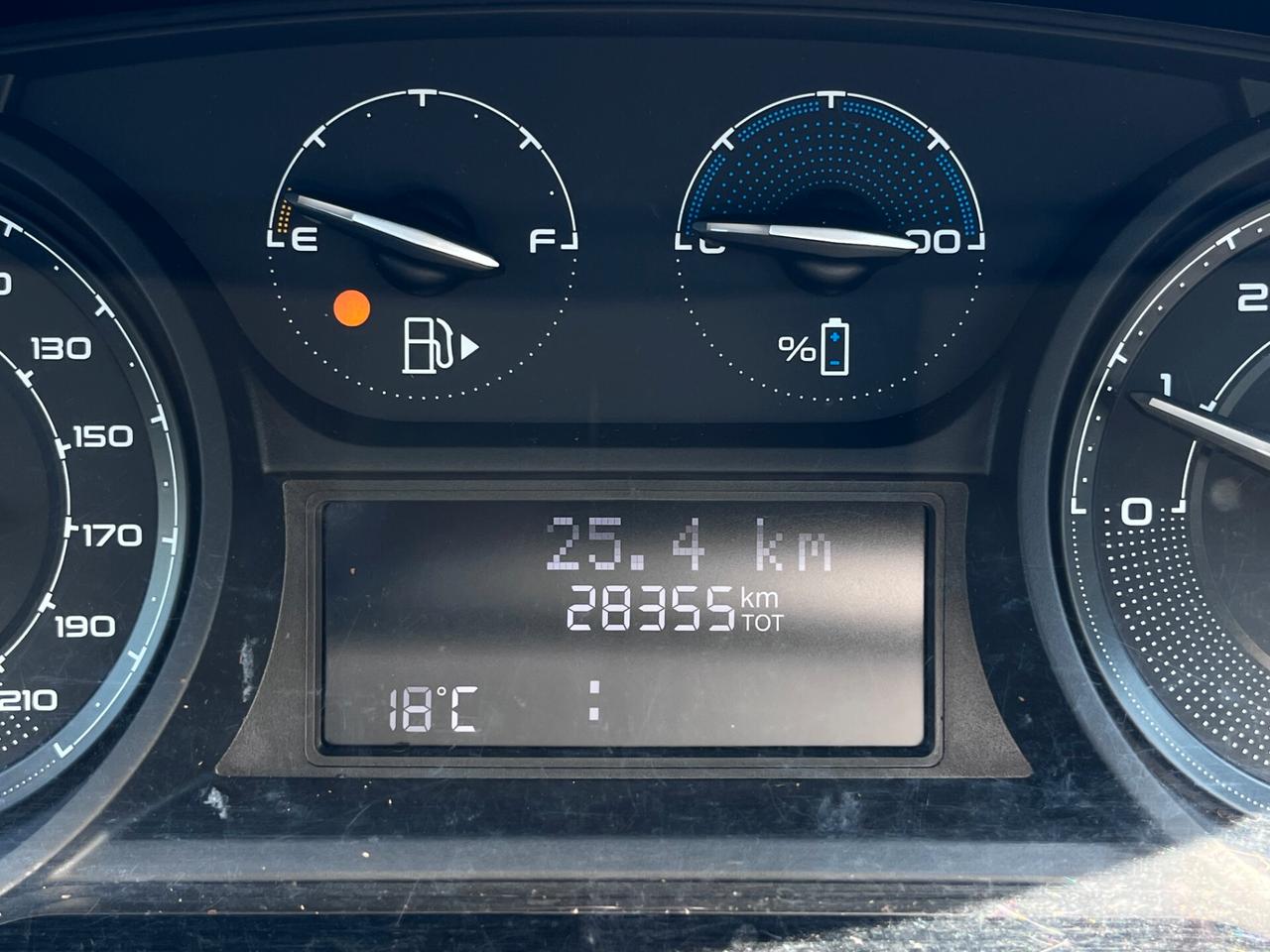Lancia Ypsilon 1.0 FireFly 5 porte S&S Hybrid Gold