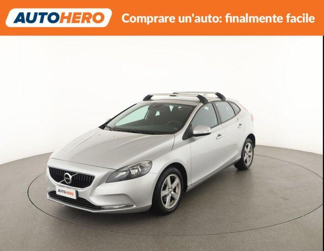 VOLVO V40 D2