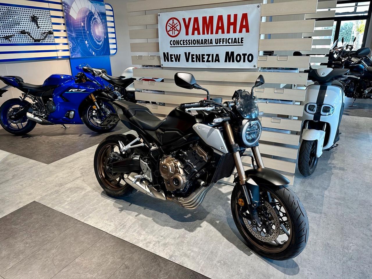 Honda CB 650 R - 2021