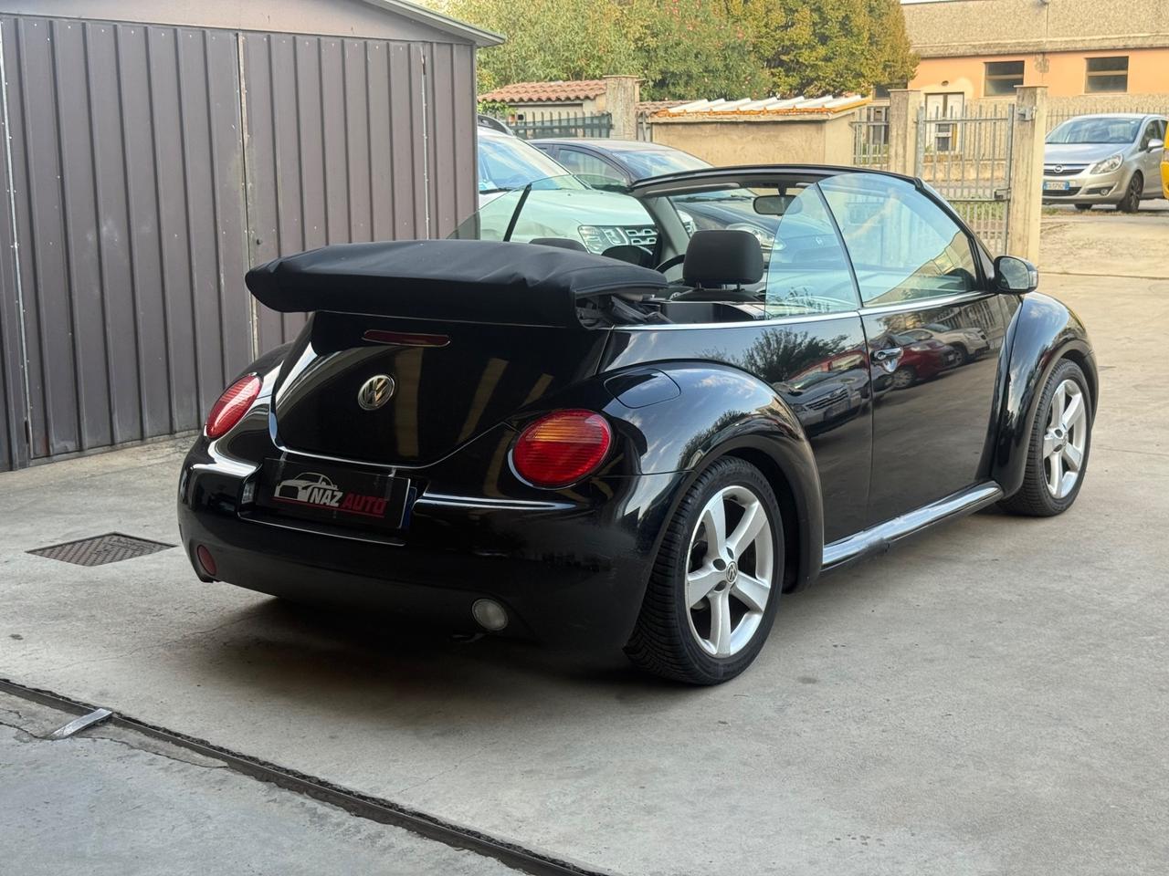 Volkswagen New Beetle 1.6 Cabrio