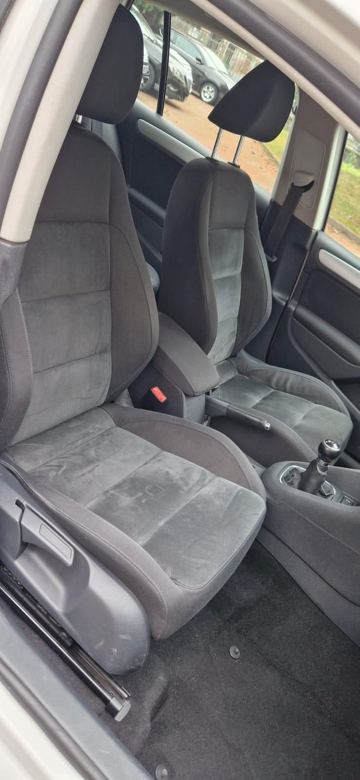 Volkswagen Golf Business 1.6 TDI 5p. Highline