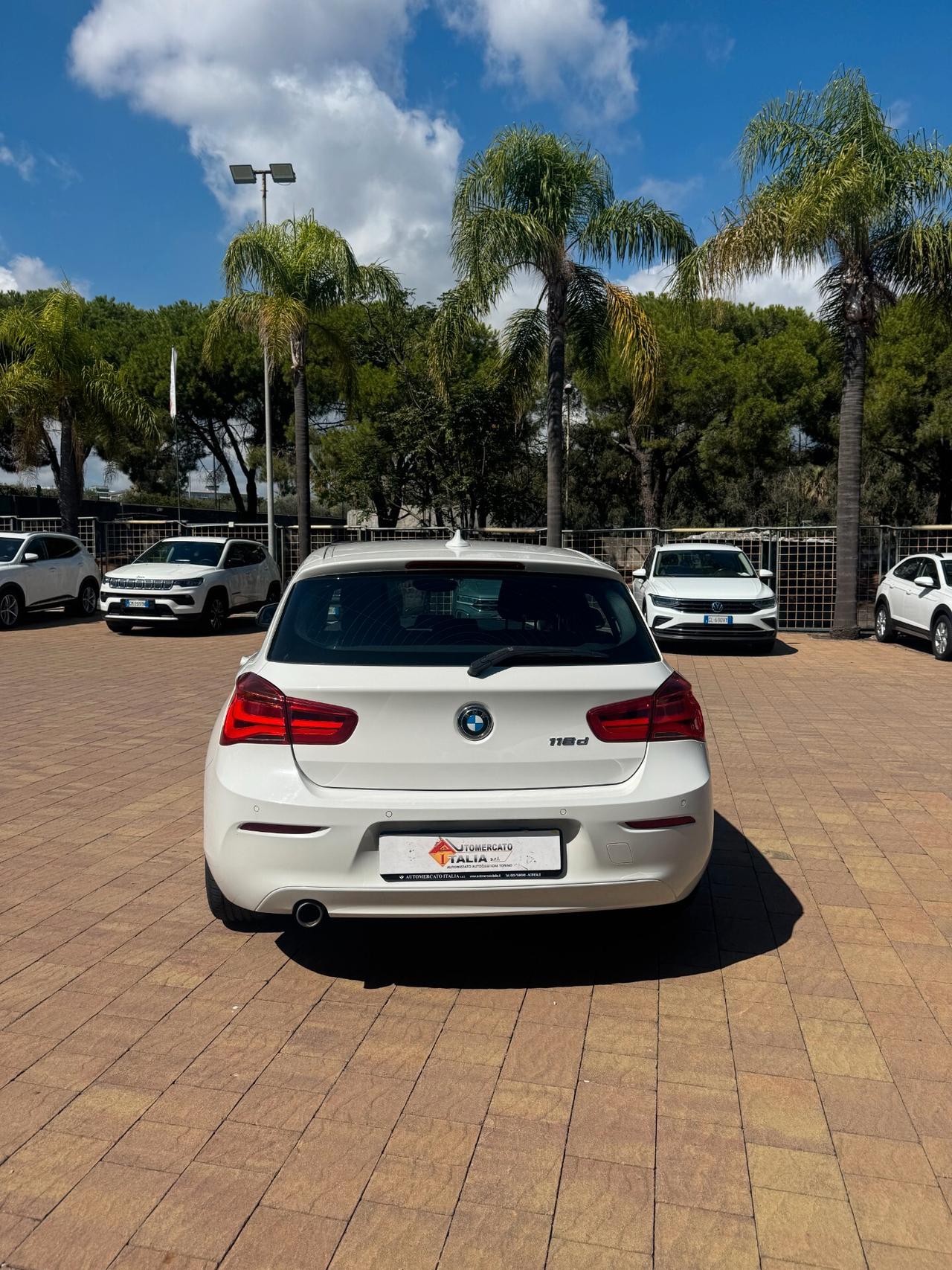 Bmw 116 116d 5p. Urban