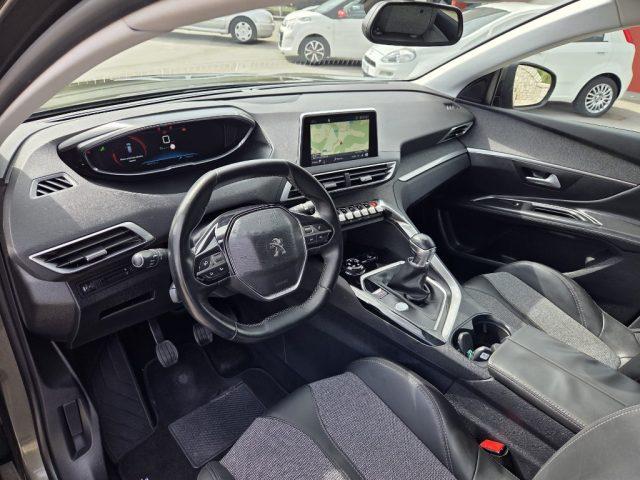 PEUGEOT 3008 BlueHDi 120 S&S Allure