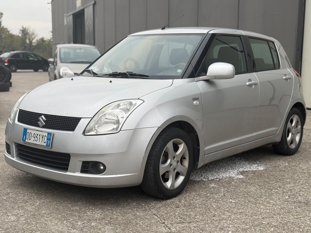 Suzuki Swift 1.3 DDiS 5p. GLX